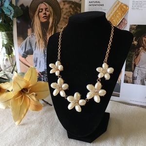 🌸 Flower shape Necklace🌸